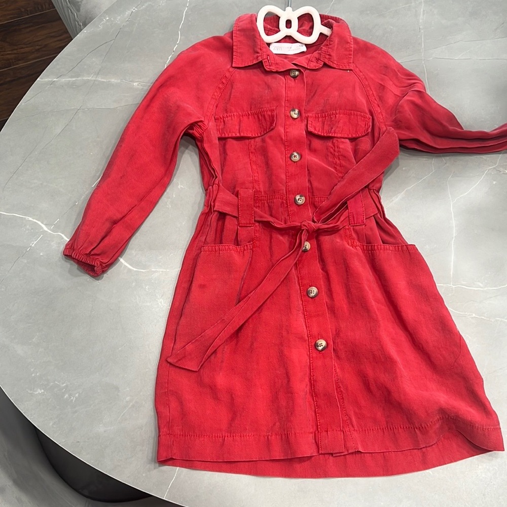 Two little girls long sleeve dresses. Size 6.